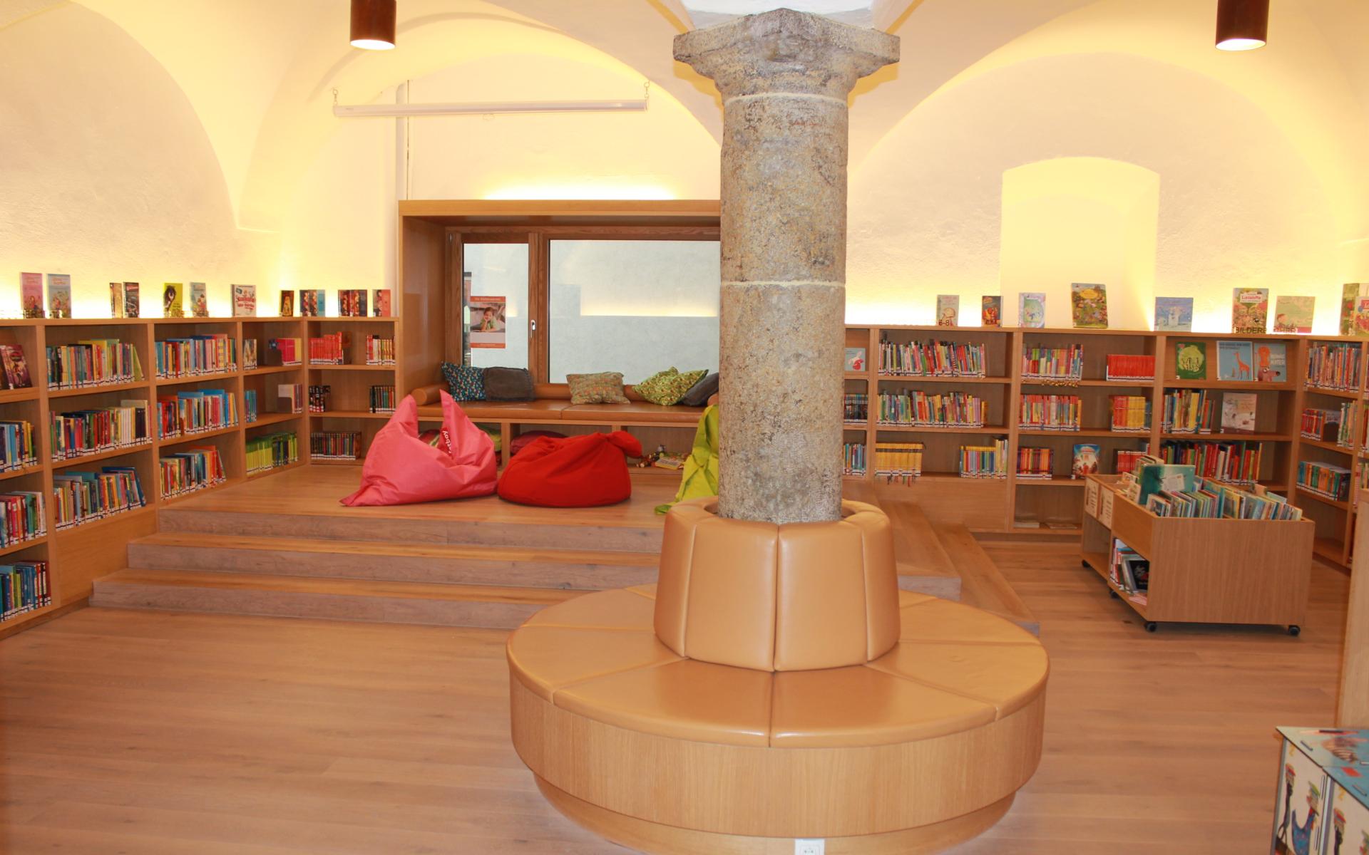 Obergeschoß Bücherei